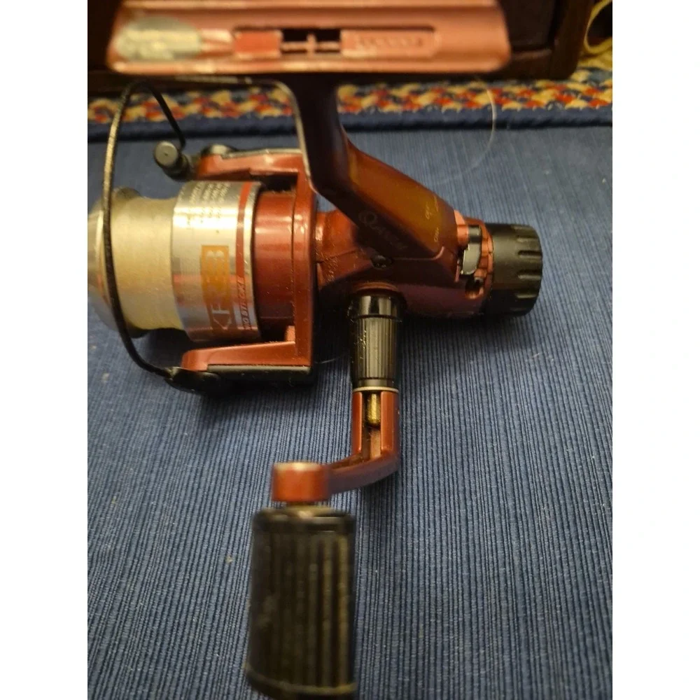 Quantum XR3 Long Stroke Spinning Reel Red/Silver/Black Rear Drag